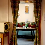 -alirina- Ferienwohnung, 2 Schlafzimmer, Parkplatz * Oberkotzau