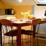 -alirina- Ferienwohnung, 2 Schlafzimmer, Parkplatz