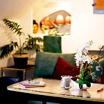 -alirina- Ferienwohnung, 2 Schlafzimmer, Parkplatz Apartment *